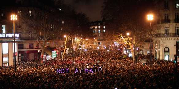 vive-la-france-massive-rallies-in-paris-after-terrorist-attack
